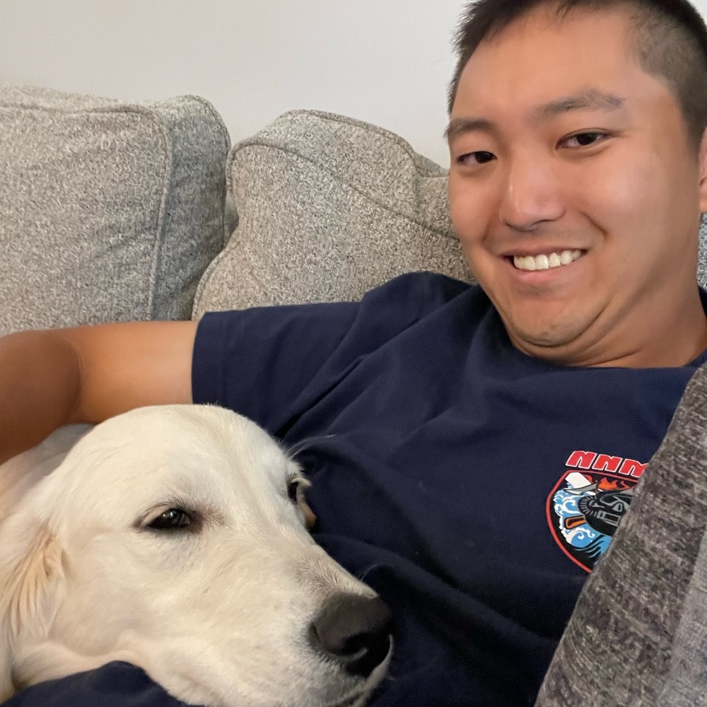 Meet your Poshers, Dan and Gaby